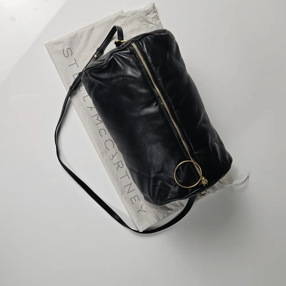 Stella McCartney Alter Nappa Weekend Travel Crossbody Duffle Bag Black Gold - Picture 2 of 13